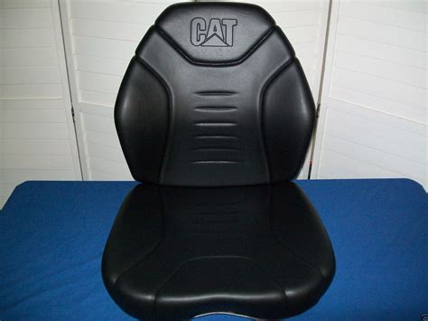 Compact track loader seat cushions 